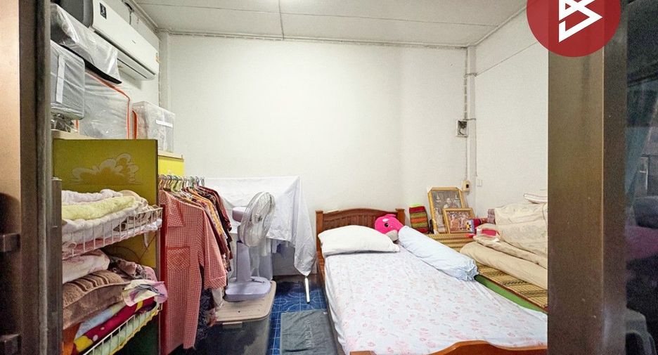 Reihenhaus zum Kauf mit 3 Zimmer in Mueang Samut Prakan, Samut Prakan