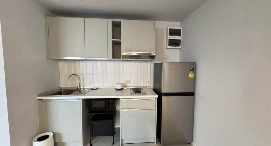 For rent 2 bedrooms condo in Chom Thong, Bangkok