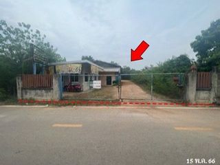 Almacén en venta de 1 habitaciones en Chae Hom, Lampang