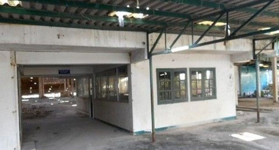 À vendre 1 chambre entrepôt à Chae Hom, Lampang