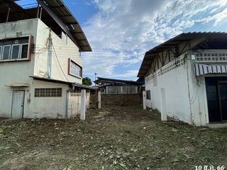 Almacén en venta de 1 habitaciones en Chae Hom, Lampang