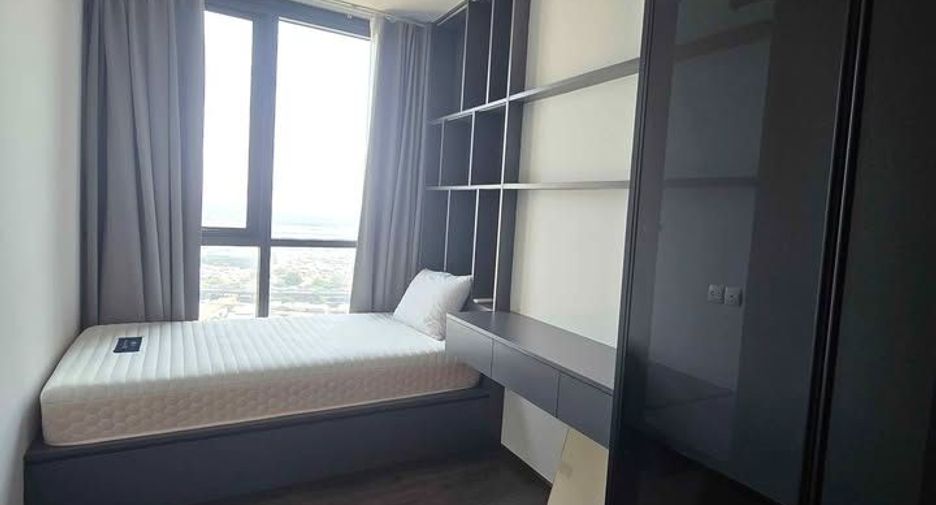 For sale 2 bedrooms condo in Khlong Toei, Bangkok