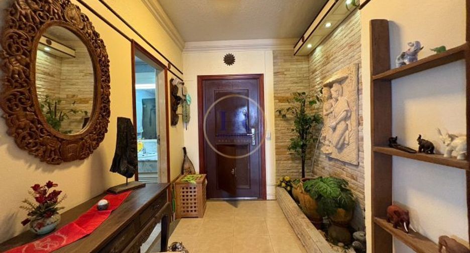 For sale 1 bed condo in Central Pattaya, Pattaya