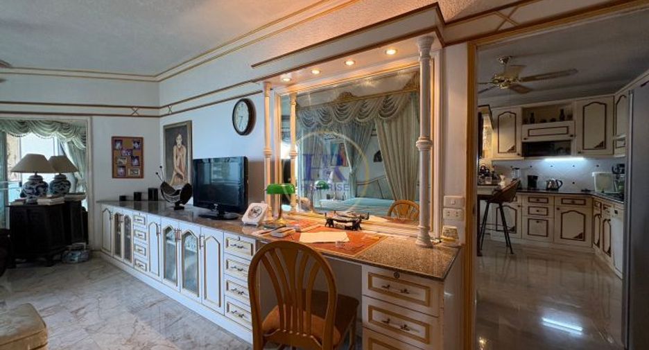 For sale 1 bed condo in Central Pattaya, Pattaya