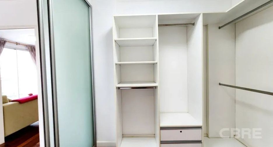 For sale 2 bedrooms condo in Watthana, Bangkok