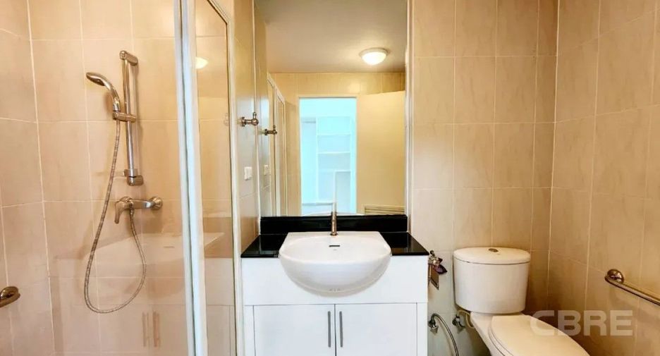 For sale 2 bedrooms condo in Watthana, Bangkok