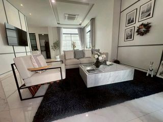 For rent 3 bedrooms house in Khan Na Yao, Bangkok