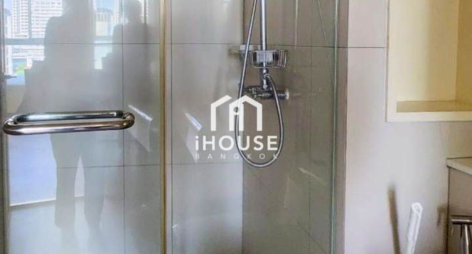 For rent 1 bed condo in Sathon, Bangkok