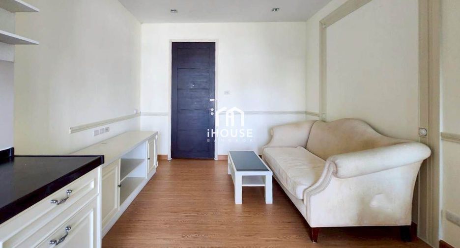 For rent 1 bed condo in Sathon, Bangkok