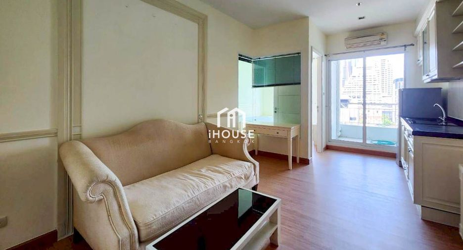For rent 1 bed condo in Sathon, Bangkok