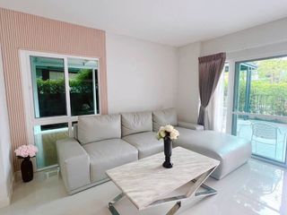 For sale 4 bedrooms house in San Kamphaeng, Chiang Mai