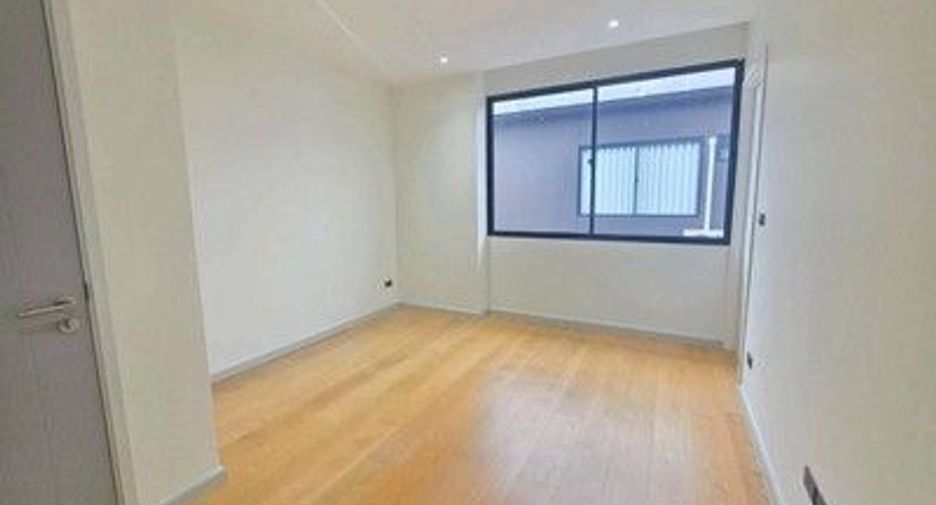 Casa en venta de 4 habitaciones en Bang Kapi, Bangkok