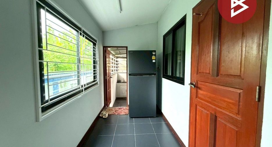 For sale 4 bedrooms house in Lat Lum Kaeo, Pathum Thani