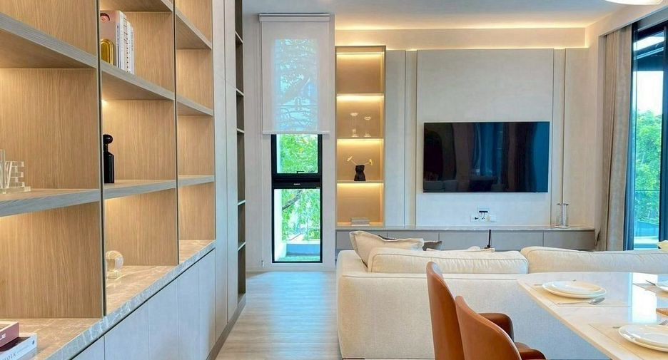 Haus zur Miete mit 4 Zimmer in Saphan Sung, Bangkok