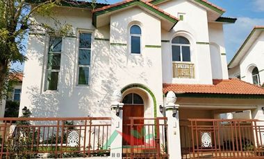 For sale 3 bedrooms house in Lat Phrao, Bangkok