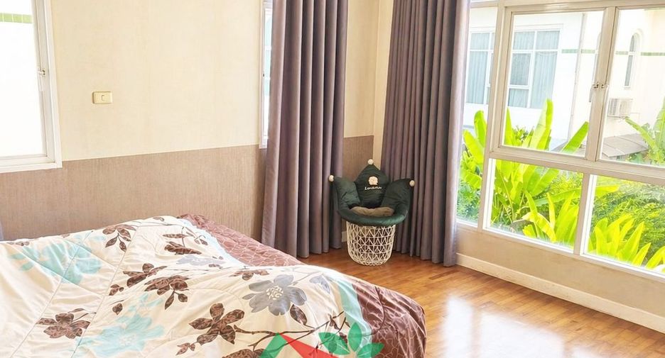 For sale 3 bedrooms house in Lat Phrao, Bangkok