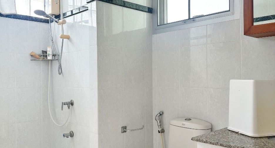 For sale studio apartment in Lat Phrao, Bangkok