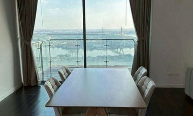 For rent 2 bedrooms condo in Yan Nawa, Bangkok