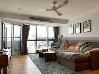 For rent 3 bedrooms condo in Khlong Toei, Bangkok