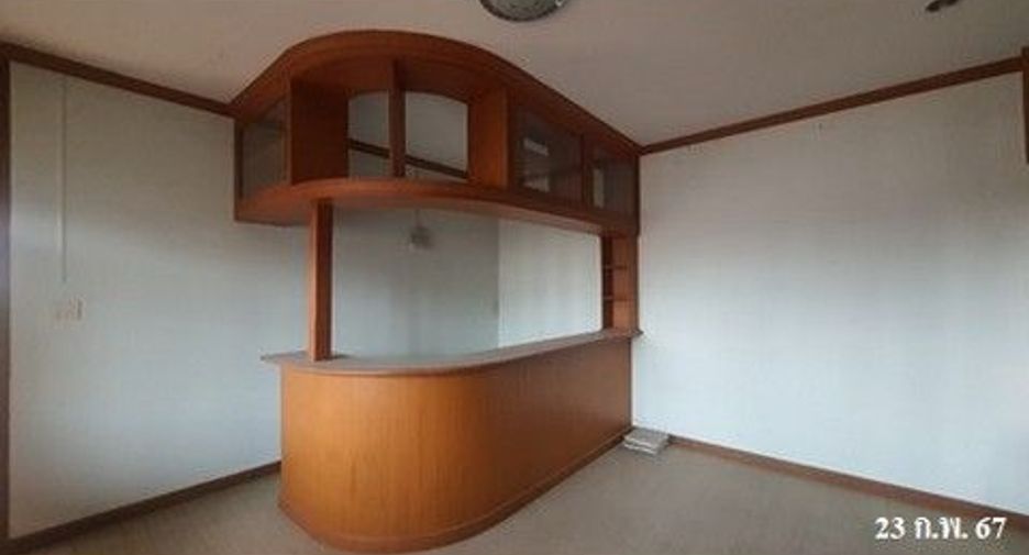 Haus zum Kauf mit 1 Zimmer in Mueang Tak, Tak