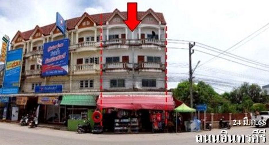 For sale 1 bed retail Space in Mueang Tak, Tak