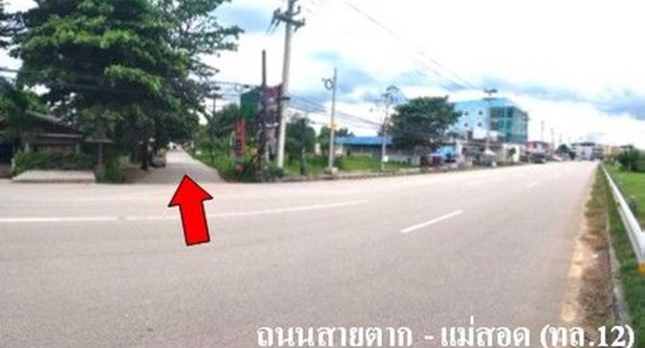 For sale 1 bed retail Space in Mueang Tak, Tak