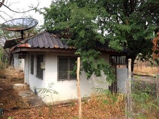 出售 土地 在 Mueang Tak, Tak