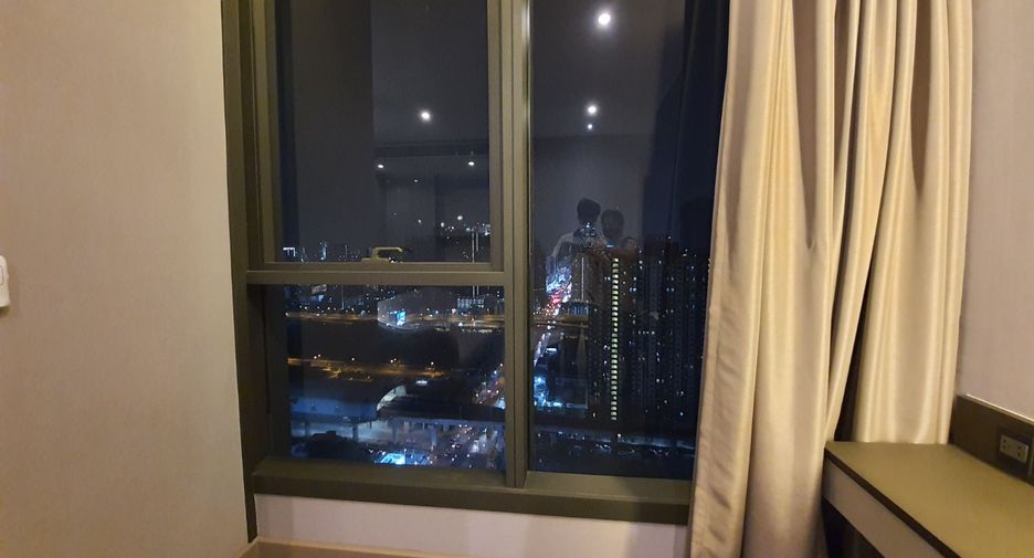 For rent 2 ベッドルーム condo in Watthana, Bangkok