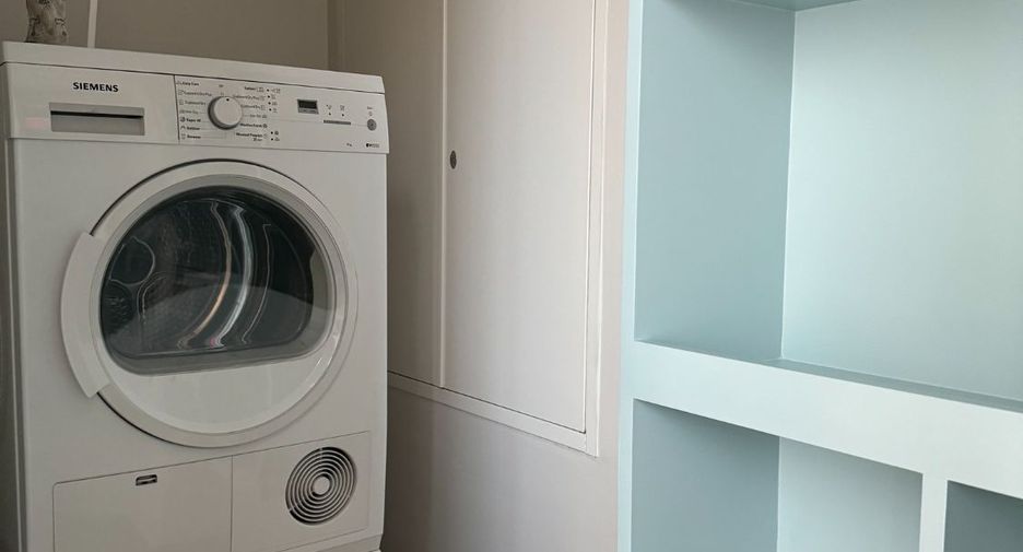 Wohnung zur Miete mit 2 Zimmer in Pathum Wan, Bangkok