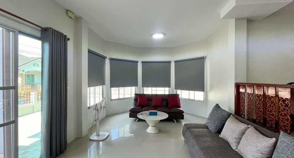 For rent 3 bedrooms house in San Kamphaeng, Chiang Mai