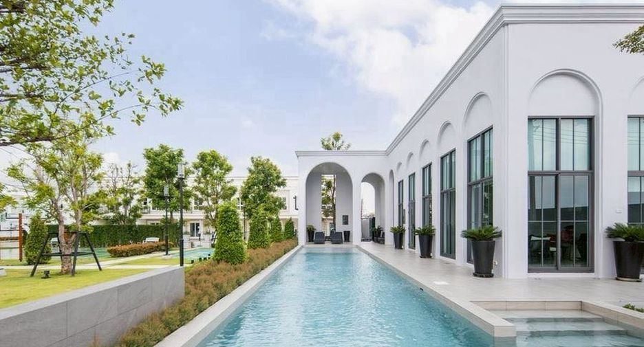 For rent 2 bedrooms townhouse in Bang Phli, Samut Prakan