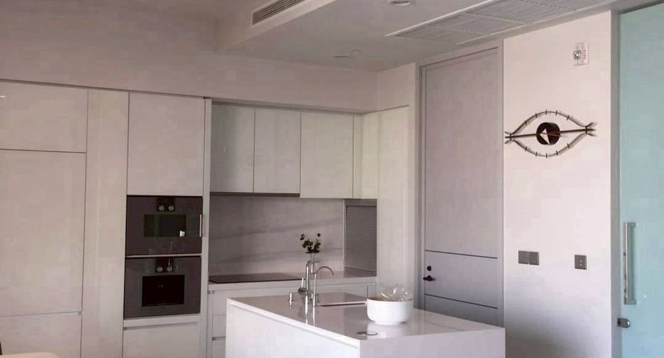 Condo en alquiler de 2 habitaciones en Khlong Toei, Bangkok