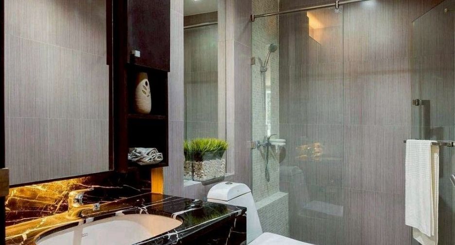 For sale 2 bedrooms condo in Watthana, Bangkok