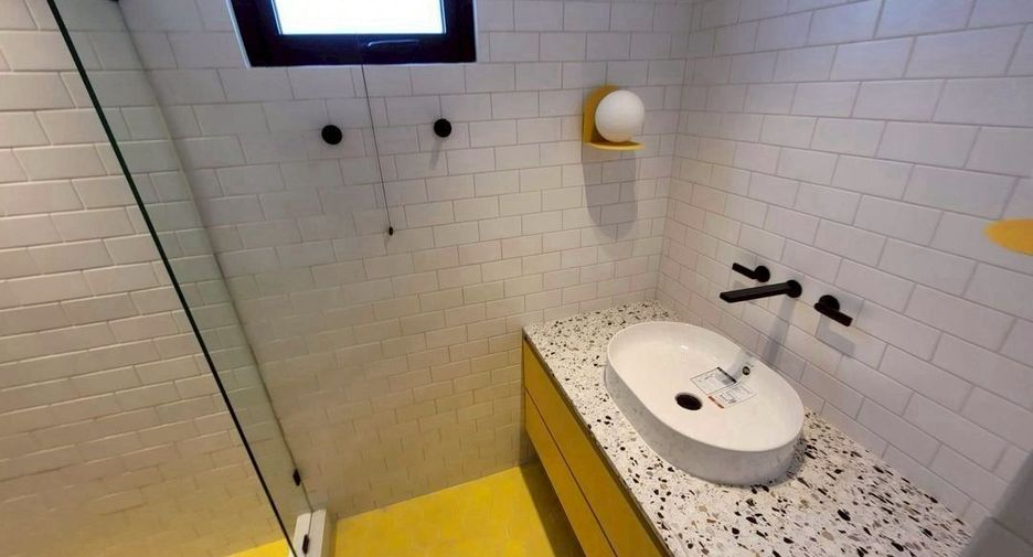 For rent and for sale 2 bedrooms condo in Watthana, Bangkok