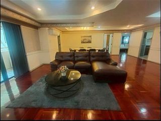 Wohnung zur Miete mit 3 Zimmer in Watthana, Bangkok
