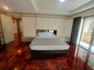 Wohnung zur Miete mit 3 Zimmer in Watthana, Bangkok