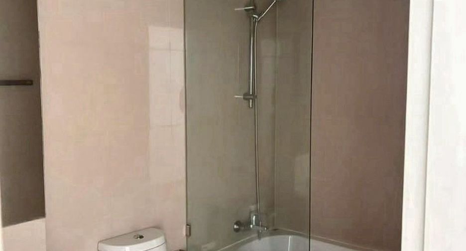 For rent 2 ベッドルーム condo in Khlong Toei, Bangkok