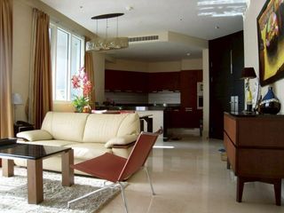 À louer 2 chambres condo à Sathon, Bangkok