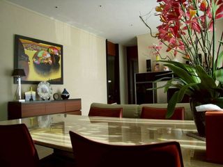 À louer 2 chambres condo à Sathon, Bangkok