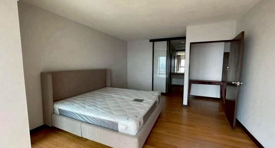 Wohnung zur Miete mit 3 Zimmer in Sathon, Bangkok
