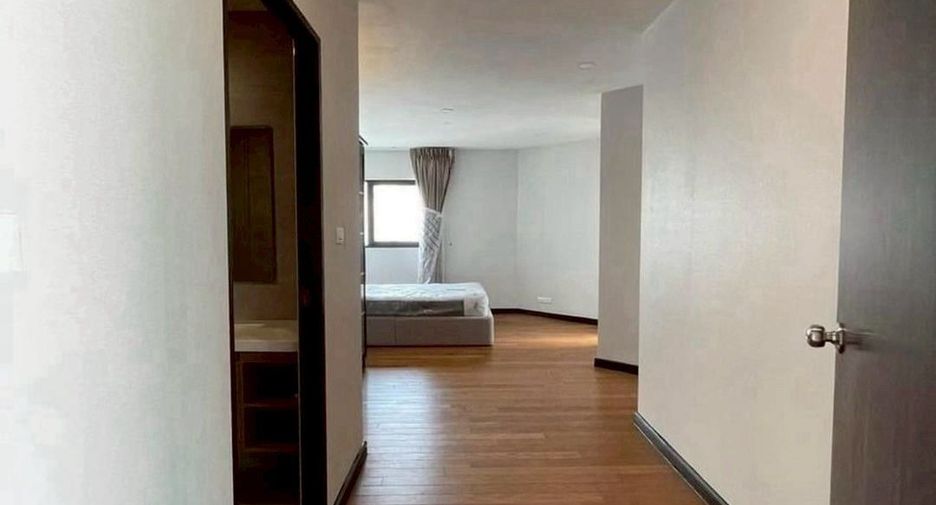 Wohnung zur Miete mit 3 Zimmer in Sathon, Bangkok