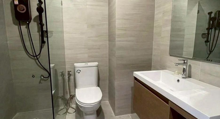 Wohnung zur Miete mit 3 Zimmer in Sathon, Bangkok