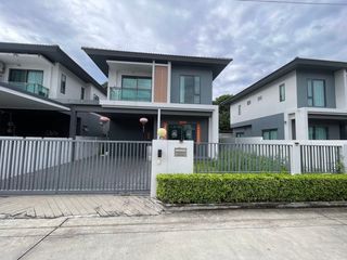 À louer 3 chambres maison à Bang Lamung, Chonburi