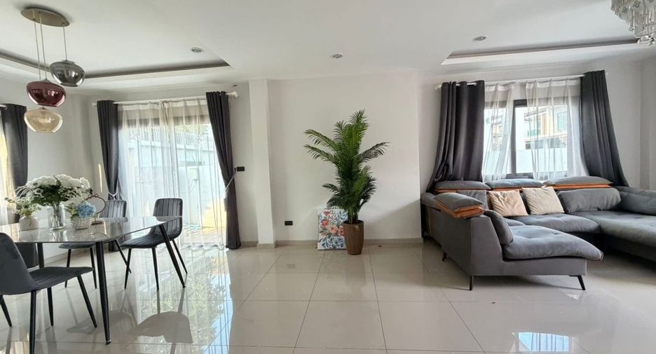 For rent 3 bedrooms house in Bang Lamung, Chonburi