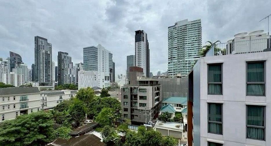 For rent 1 bed condo in Watthana, Bangkok