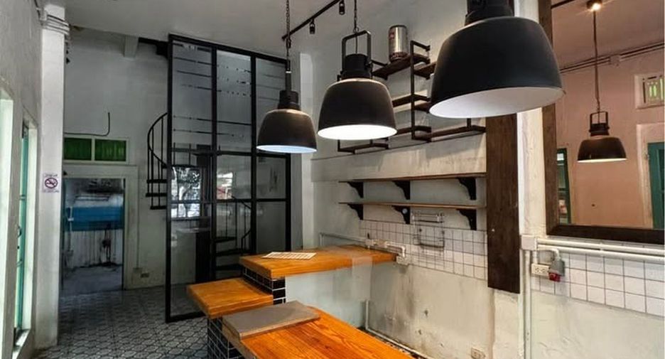 For rent retail Space in Bang Kho Laem, Bangkok