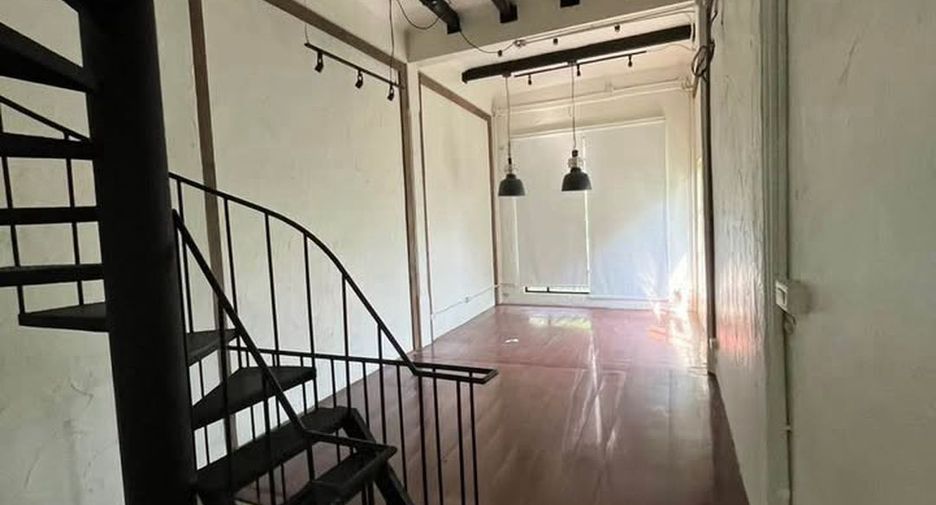 For rent retail Space in Bang Kho Laem, Bangkok