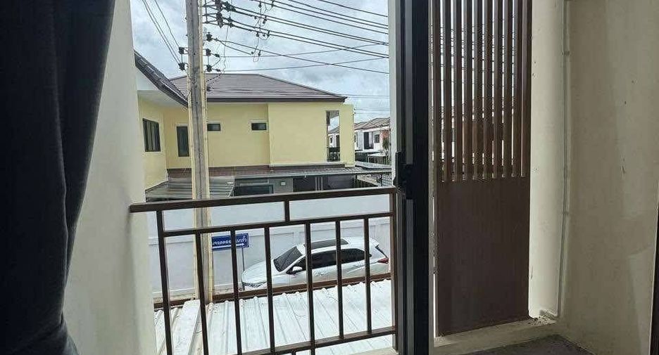 For rent 3 bedrooms house in East Pattaya, Pattaya
