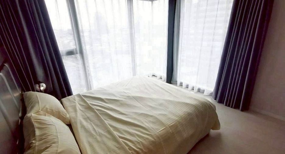 For rent 2 bedrooms condo in Sathon, Bangkok