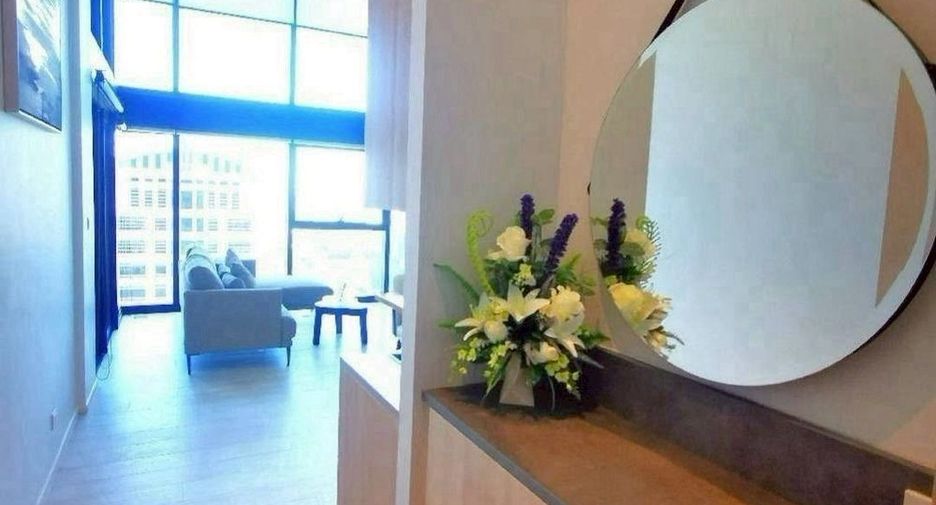 For rent 2 bedrooms condo in Sathon, Bangkok